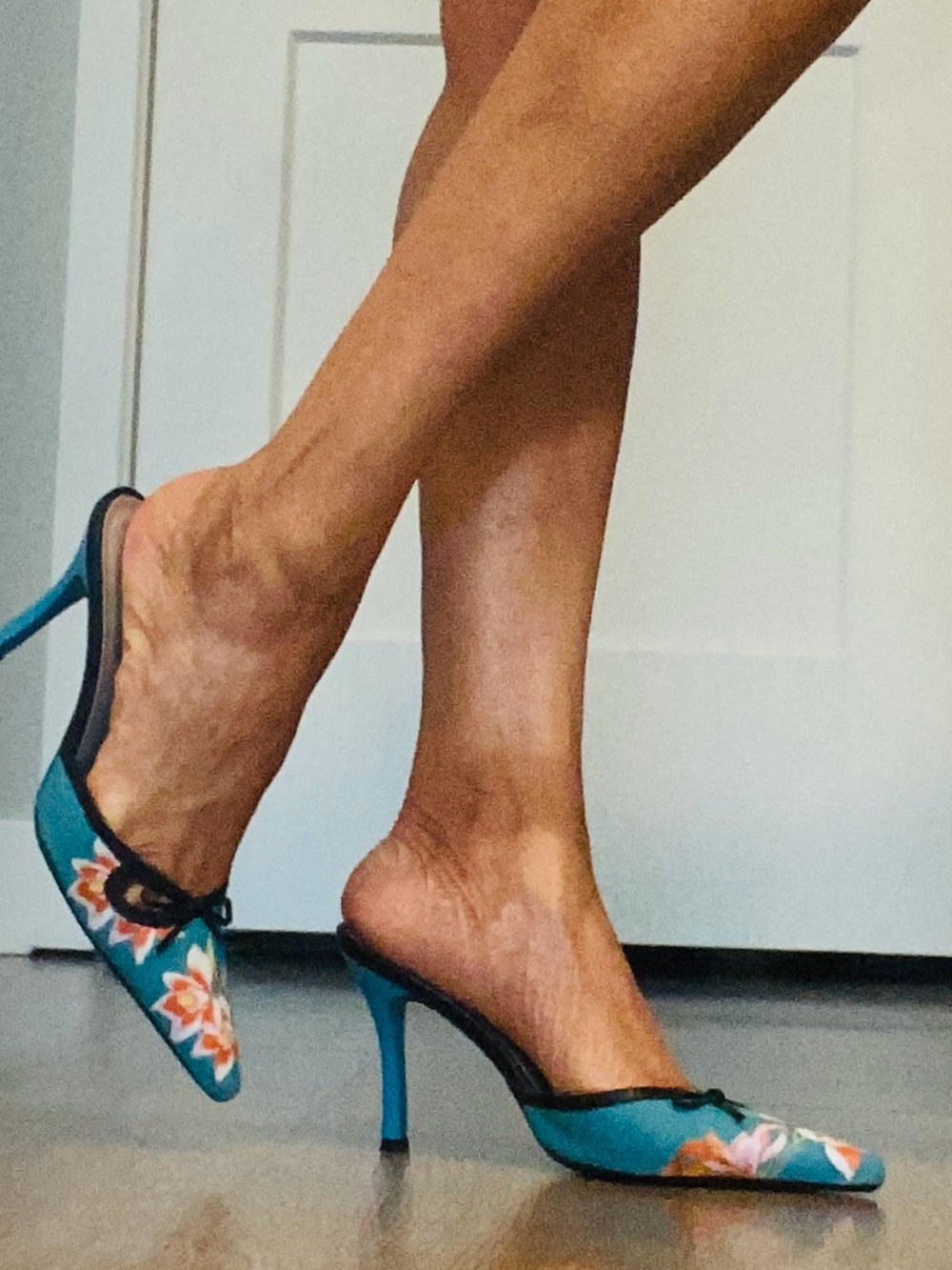 BCBG Women’s Shoes - Picture 4 of 13